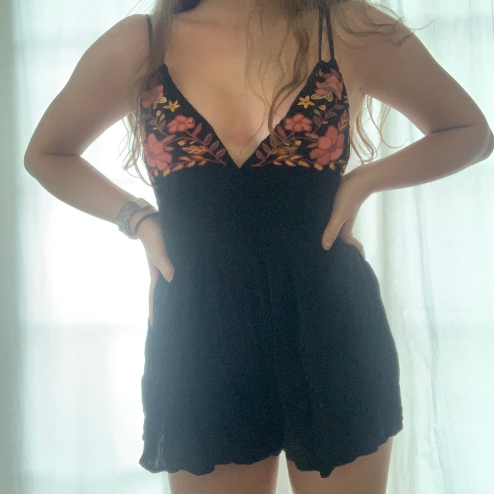 Floral embroidered romper!